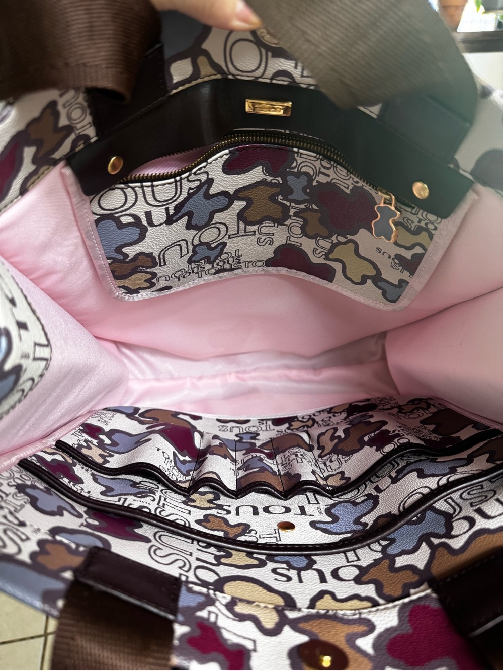TOUS Beige Tote with Brown Handles and Multicolor Floral Motif - Picture 11 of 16